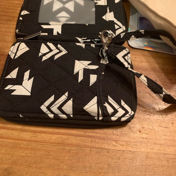 Wallets - Picture 2 of 3